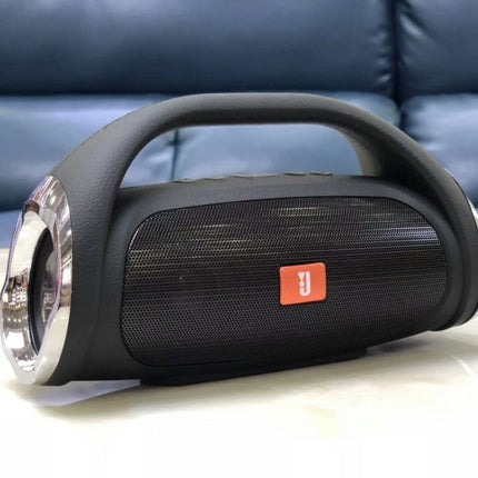 M836 mini portable small God of War wireless Bluetooth speaker subwoofer gift phone card audio