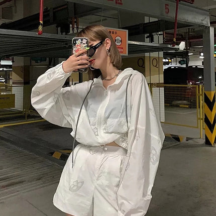 Two Piece Set Women Reflective Butterfly Print Playsuits Hoodies High Waist Lace Up Wide Leg Zip Shorts Loose