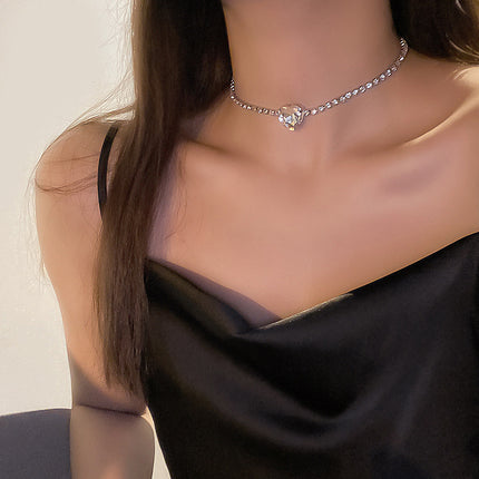 Glitter Necklace European And American Exaggerated Glitter Diamond Big Love Necklace