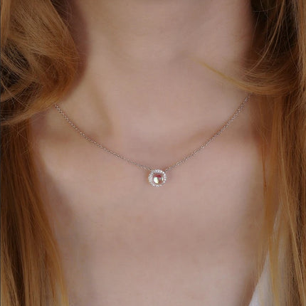 Female Round Pendant Clavicle Chain