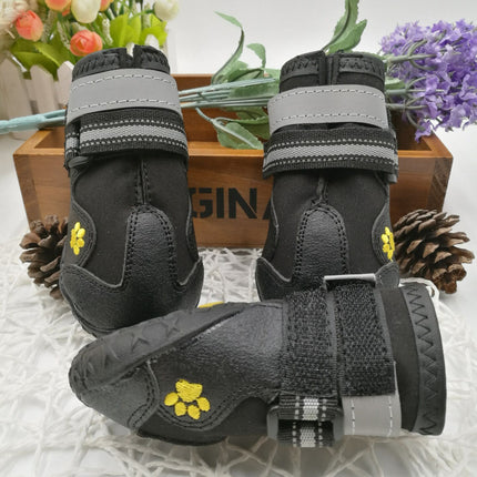 Pet shoes wear dog shoes