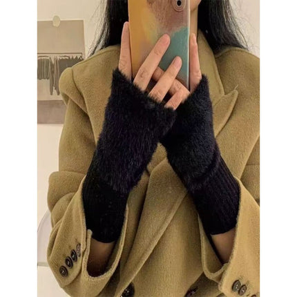 Plush Spliced Knitted Gloves, Fashionable Solid Color Fingerless Gloves With Thumb Holes, Soft And Multi-functional Writing Gloves For Cold Protection In Autumn And Winter