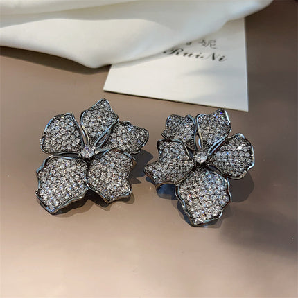 Camellia Ear Studs Wind Micro Inlaid Zircon High Sense Hollow Out Rose Simple And Elegant Earrings