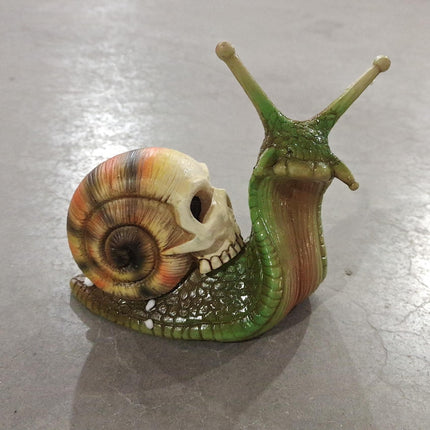Snail Skull Sculpture Gothic Decoration Snail Statue Patio Snail Figurine Crafts Home Decoration Accessories Kawaii Room Decor