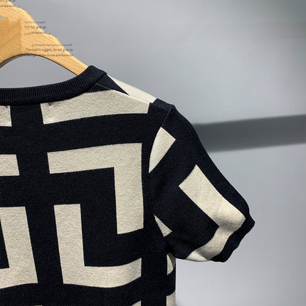 Men's New Fashion Versatile Geometric Jacquard Sweater Half Sleeve Round Neck