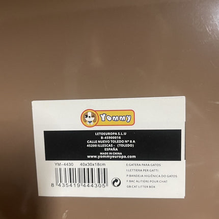 Semi-enclosed Cat Litter Box