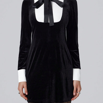 Women's Contrast Collar Maid Style Long Sleeve Short Dress