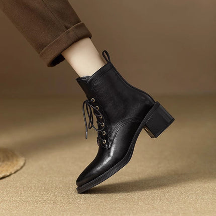 Women's French Elegant Pointed-toe Short Tube Boots