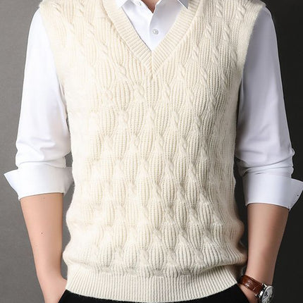 Woolen Vest Men's Twisted Loose Middle-aged Knitted Dad Vest Base Sleeveless Shirt Wholesale