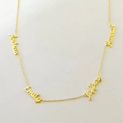 The Stainless Steel Necklace With An English Name Is Fashionable