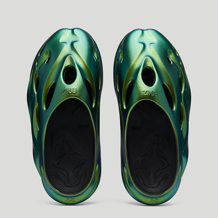 Laser Sports Slippers Worn Outside The Gym