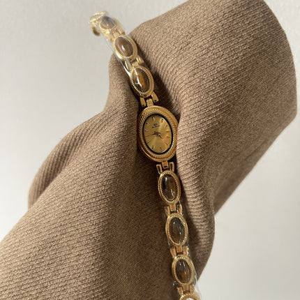 Women's Small Jade Oval Diamond Quartz Bracelet Watch