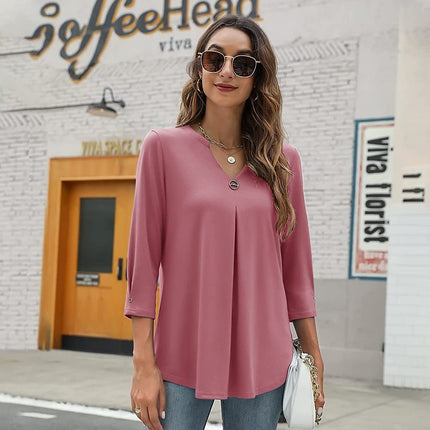 Casual And Comfortable Solid Color And V-neck Clinch Loose Three-quarter-length-sleeved T-shirt Top For Women
