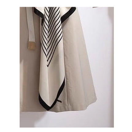 Large British Style Suit Collar Windbreaker