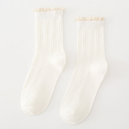 Sweat-absorbent Breathable Preppy Style Lace Mid-calf Socks