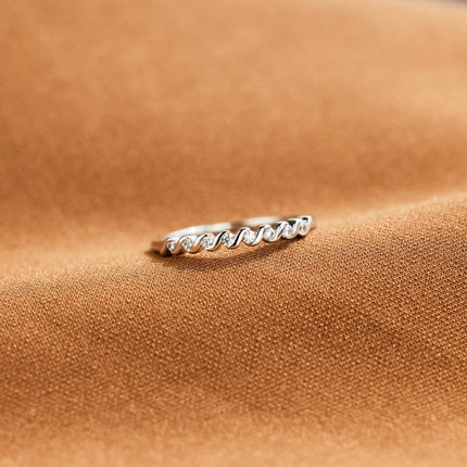 Twisted Rotating Minimalist Spiral Ring