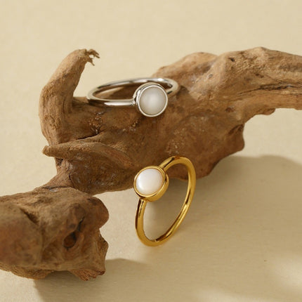 White Shell Ring Women's High-End Design European And American Style