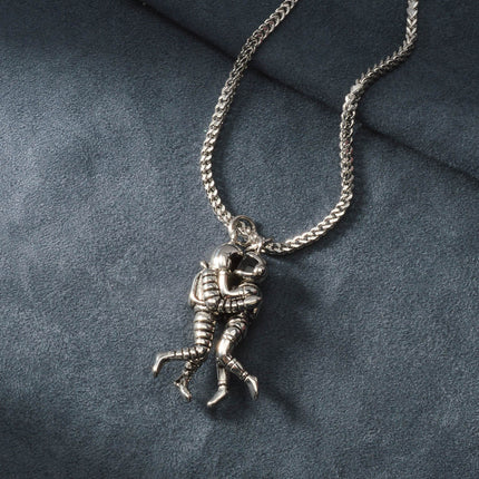 Ruimtevaarder Omhels Ruimte Hanger Halssnoer Vir Paartjies