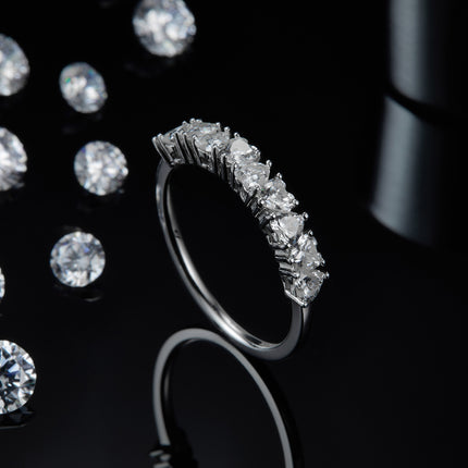 A Luxurious And Fashionable Light Luxury Jewelry Silver Ring Set With Top-quality Moissanite, S925 Silver Plated With Platinum