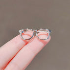 13 Silver Glasses Pin