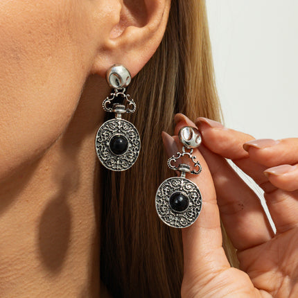 Franse Retro Hol Blompatroon Wyser Modieuse Geometriese Diamantbesaaide Lang Kwast-Oorbelle