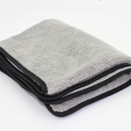 Water-absorbent cleaning cloth