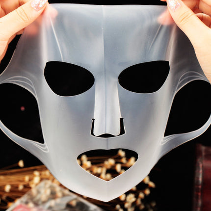 Eco-friendly hanging ear silicone mask