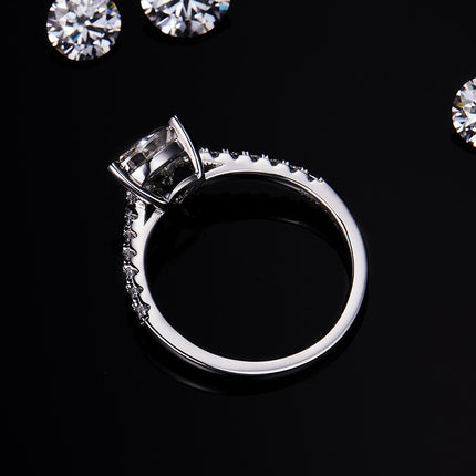 Triangular Moissanite Set With Top-quality Moissanite Luxury And Fashionable Light Luxury Jewelry Silver Ring S925 Silver Electroplated With Platinum