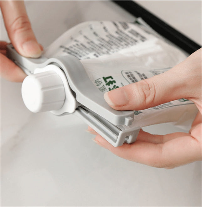 Kitchen Sealing Moisture-proof Food Package Sealing Clip Double Buckle