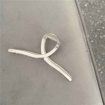 Hair Clip On The Back Of The Head With Metal Clip
