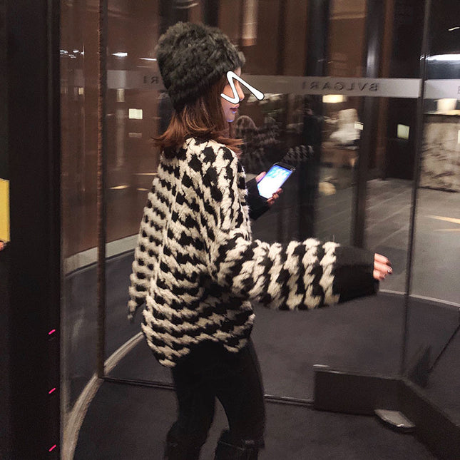 Korean Style Loose Shaped Pullover Crop Top