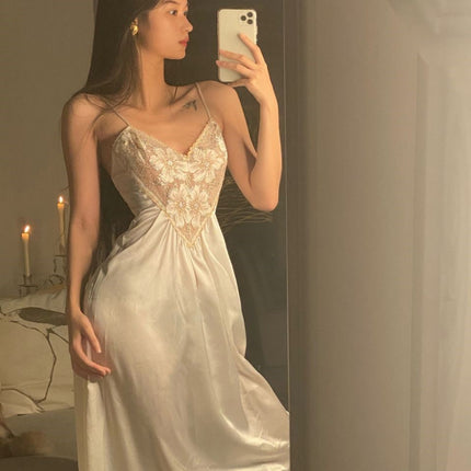 High-end Atmospheric Silk Sling Strap Temperament French Light Luxury Dress