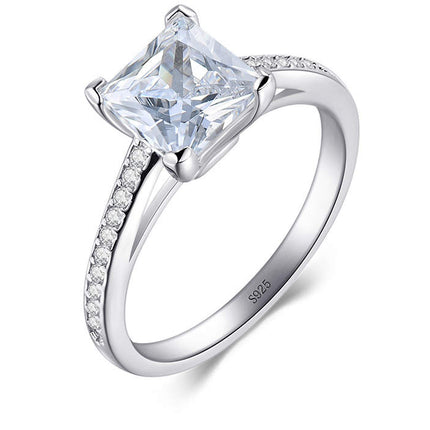 Klassieke Luukse Versilwerde Platinumring Met Diamant