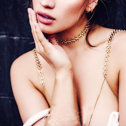 European And American Cross Border Jewelry Knot Metal Body Chest Necklace Female Punk Nightclub Fashion Show Accessories