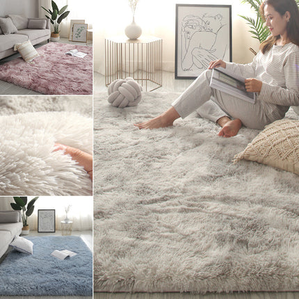 Plush Vloermatte Onder Die Bed In Die Vertrek Koffietafel