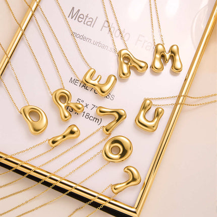 Nuwe Titaanstaal 18K Goudgeplateerde 26-Letter Halsketting Vir Vroue