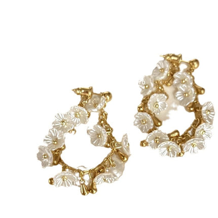 Dramatiese Strand-styl Blomkwassie-oorbelle