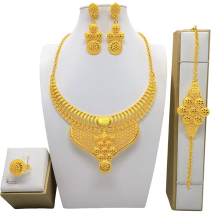 24K Goue Juwelierswarestel: Ketting, Armband, Oorbelle en Vierstuk-ringstel