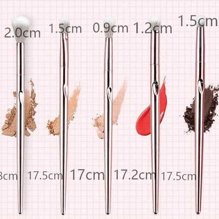 Makeup brush