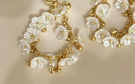 Dramatiese Strand-styl Blomkwassie-oorbelle