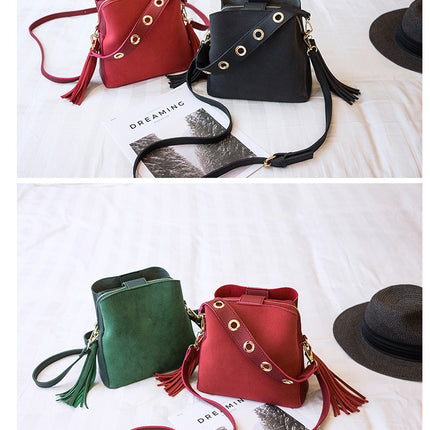 Spring new frosted tassel bucket bag Korean version of the wild shoulder bag female handkerchief retro Messenger