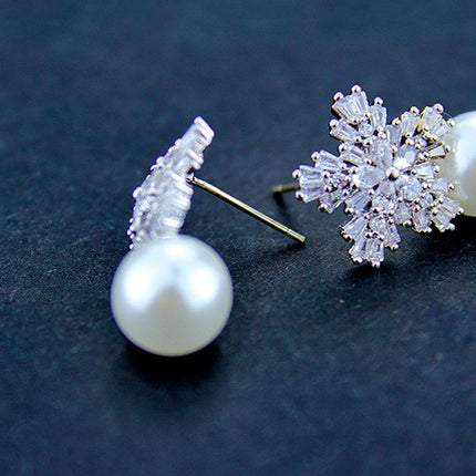 Snow pearl earrings