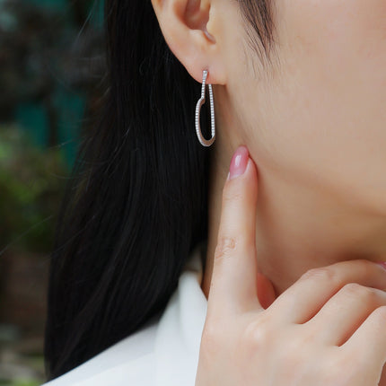 Top-quality Moissanite Luxury And Fashionable Light Luxury Jewelry Silver Stud Earrings S925 Silver Plated Platinum