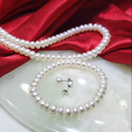Pêrelhalssnoer, -armband en -oorbelle driedelige stel