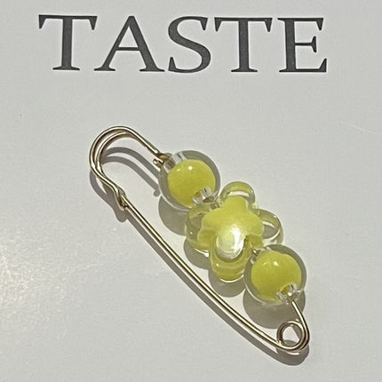 Vrouebroek met Vaste Middellyf Brooch-bykomstigheid