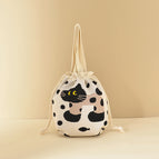 Big eyed cat