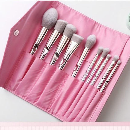 Makeup brush