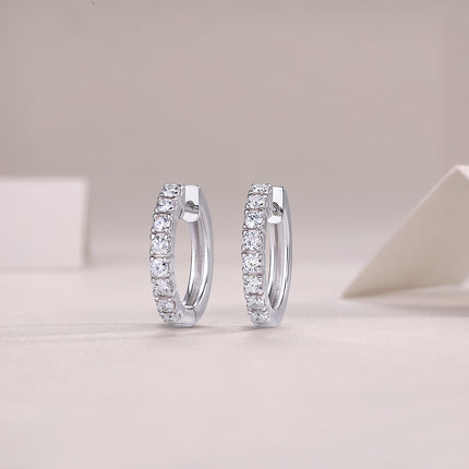 Top-quality Moissanite Luxury And Fashionable Light Luxury Jewelry Silver Stud Earrings S925 Silver Plated Platinum