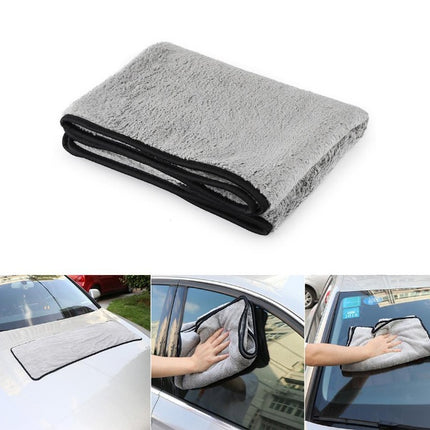 Water-absorbent cleaning cloth