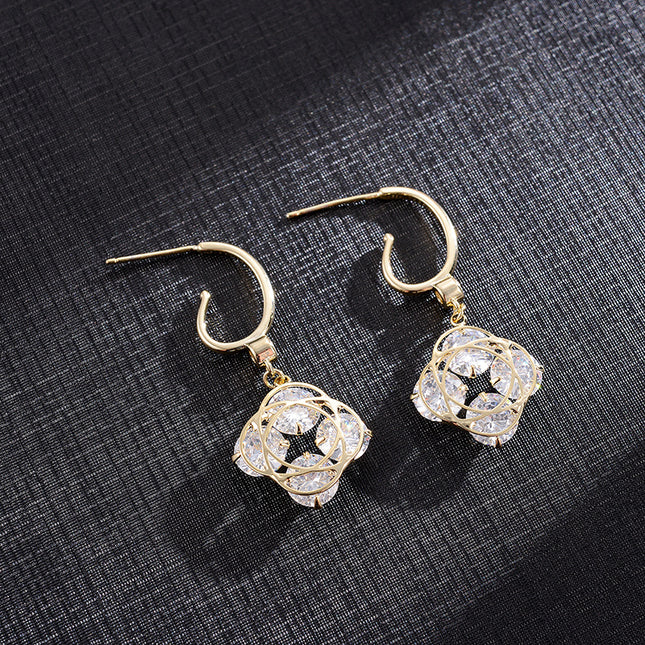 European And American Design Fashion Diamond Earrings Simple